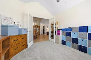 1042 Forest Oaks Dr, Center Township, PA 16001 - Photo 17