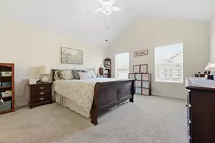 1042 Forest Oaks Dr, Center Township, PA 16001 - Photo 19