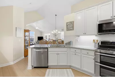 1042 Forest Oaks Drive, Center Township, PA 16001 - Photo 13