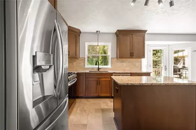 283 Shady Glen Dr, Moon/Crescent Twp, PA 15108 - Photo 7