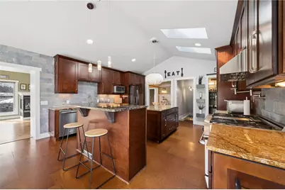 110 Dalur Way, Hempfield Township, PA 15601 - Photo 9