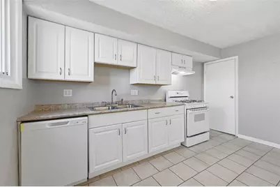 1656 Dellrose St, Pittsburgh, PA 15210 - Photo 15