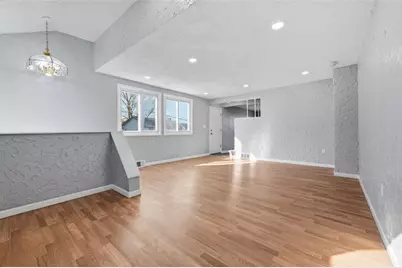 1656 Dellrose St, Pittsburgh, PA 15210 - Photo 7