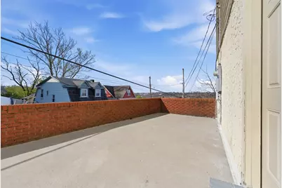 1656 Dellrose St, Pittsburgh, PA 15210 - Photo 39