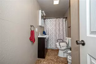 249 Washington Rd, Franklin Township, PA 15370 - Photo 9