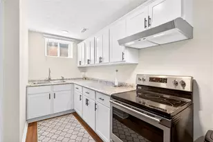 1055 Livorno Dr, Collier Township, PA 15071 - Photo 19