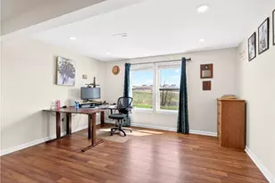 1055 Livorno Dr, Collier Township, PA 15071 - Photo 43