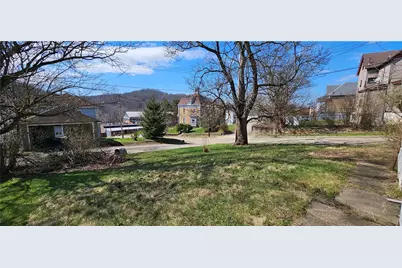 4600 3rd St, Versailles Boro, PA 15132 - Photo 7