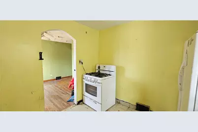 4600 3rd St, Versailles Boro, PA 15132 - Photo 11