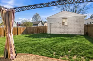 69 Wengler Ave, Sharon, PA 16146 - Photo 9