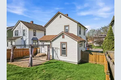 69 Wengler Ave, Sharon, PA 16146 - Photo 7