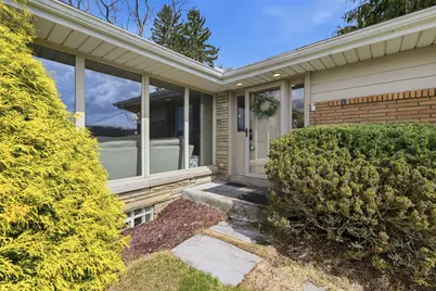 1219 Cocker Drive, Bethel Park, PA 15102 - Photo 3