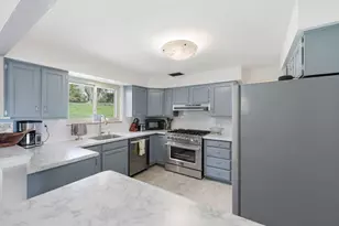 1219 Cocker Dr, Bethel Park, PA 15102 - Photo 17