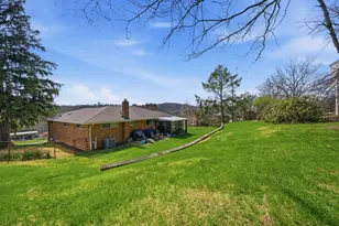 1219 Cocker Dr, Bethel Park, PA 15102 - Photo 41