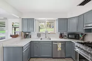 1219 Cocker Dr, Bethel Park, PA 15102 - Photo 19