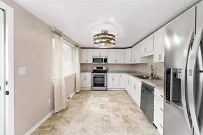 255 Broadlawn Drive, Elizabeth Twp/Boro, PA 15037 - Photo 9