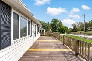 255 Broadlawn Dr, Elizabeth Twp/Boro, PA 15037 - Photo 7