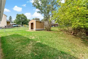 255 Broadlawn Dr, Elizabeth Twp/Boro, PA 15037 - Photo 29