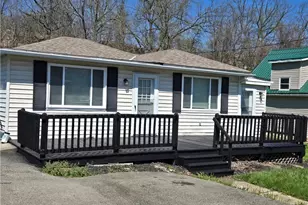 255 Broadlawn Dr, Elizabeth Twp/Boro, PA 15037 - Photo 3