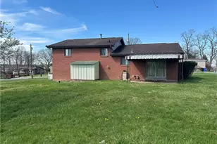 1603 Travis Dr, North Huntingdon, PA 15642 - Photo 3