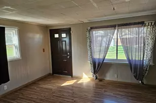 2918 Hudson Rd, Erie City, PA 16508 - Photo 9