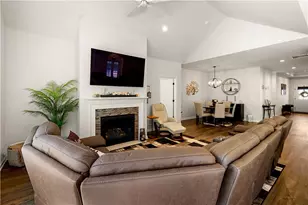 6067 Liberty Blvd, Richland, PA 15044 - Photo 9