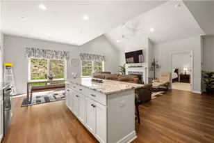 6067 Liberty Blvd, Richland, PA 15044 - Photo 13