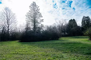 218 Coulter Rd, McKeesport, PA 15131 - Photo 1