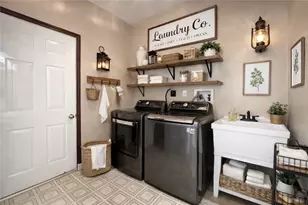 1019 Kimberly Dr, South Union Township, PA 15401 - Photo 13