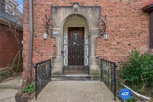 128 Hastings St, Pittsburgh, PA 15206 - Photo 3