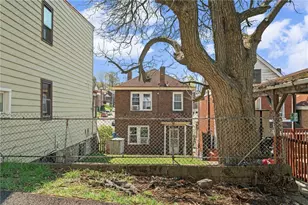 821 Greenfield Ave, Pittsburgh, PA 15217 - Photo 33