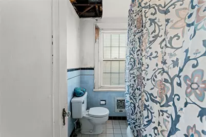 821 Greenfield Ave, Pittsburgh, PA 15217 - Photo 17