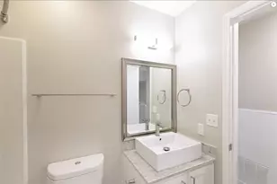 916 Beaver Grade Rd 621 Riders Way, Moon/Crescent Twp, PA 15108 - Photo 9