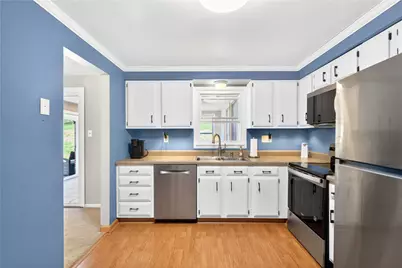 625 Stamford Drive, Hempfield Township, PA 15601 - Photo 13