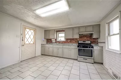 627 Rostraver Road, Belle Vernon, PA 15012 - Photo 9