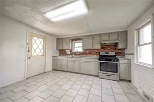 627 Rostraver Rd, Belle Vernon, PA 15012 - Photo 9