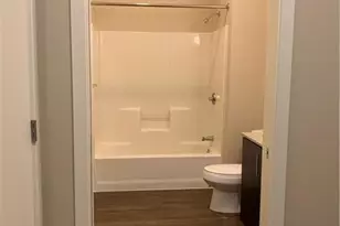 1655 Fifth Ave, Pittsburgh, PA 15219 - Photo 11