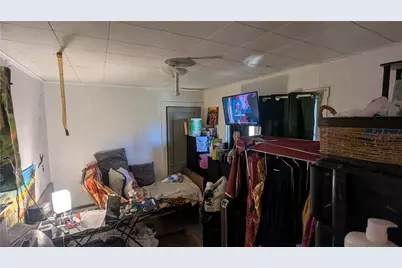 2546 Merwyn Ave, Pittsburgh, PA 15204 - Photo 3