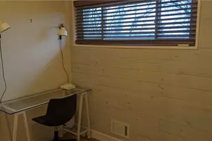 250 Woodridge Dr, Carnegie, PA 15106 - Photo 19