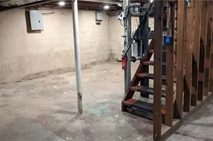 250 Woodridge Dr, Carnegie, PA 15106 - Photo 27