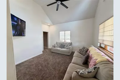 1350 Paradise Ave., Washington Township, PA 15012 - Photo 9