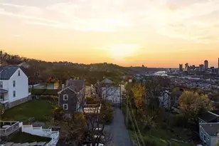 919 Eleanor St, Pittsburgh, PA 15203 - Photo 7