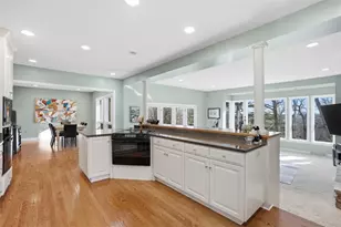 100 Forest Dr, Pittsburgh, PA 15238 - Photo 7