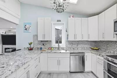 116 S Pasadena Drive, Pittsburgh, PA 15215 - Photo 5