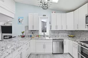 116 S Pasadena Dr, Pittsburgh, PA 15215 - Photo 5