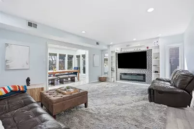 116 S Pasadena Drive, Pittsburgh, PA 15215 - Photo 11