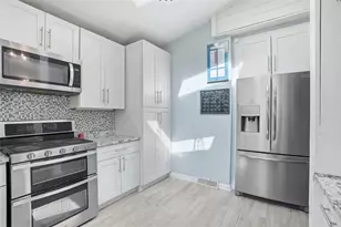 116 S Pasadena Dr, Pittsburgh, PA 15215 - Photo 7