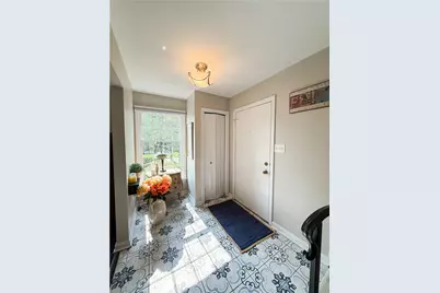 204 Thornberry Cir, Pittsburgh, PA 15234 - Photo 3