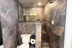 204 Thornberry Cir, Pittsburgh, PA 15234 - Photo 21