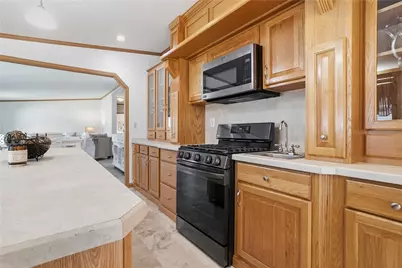 19 Jess Ln, North Fayette, PA 15057 - Photo 9